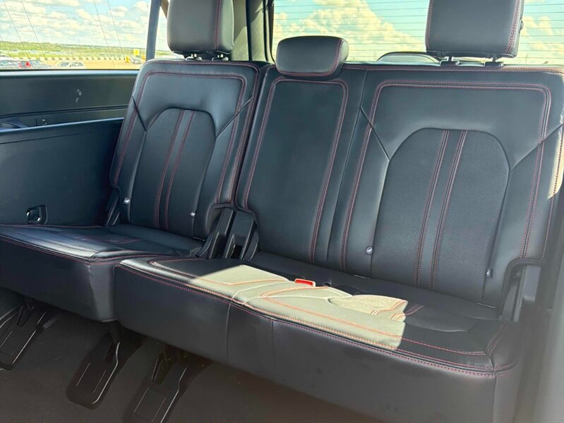 2023 Ford Expedition MAX Limited 4x4 - Photo 19 - St Albert, AB T8N 3Z7