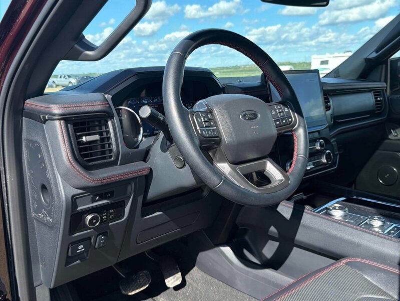 2023 Ford Expedition MAX Limited 4x4 - Photo 10 - St Albert, AB T8N 3Z7