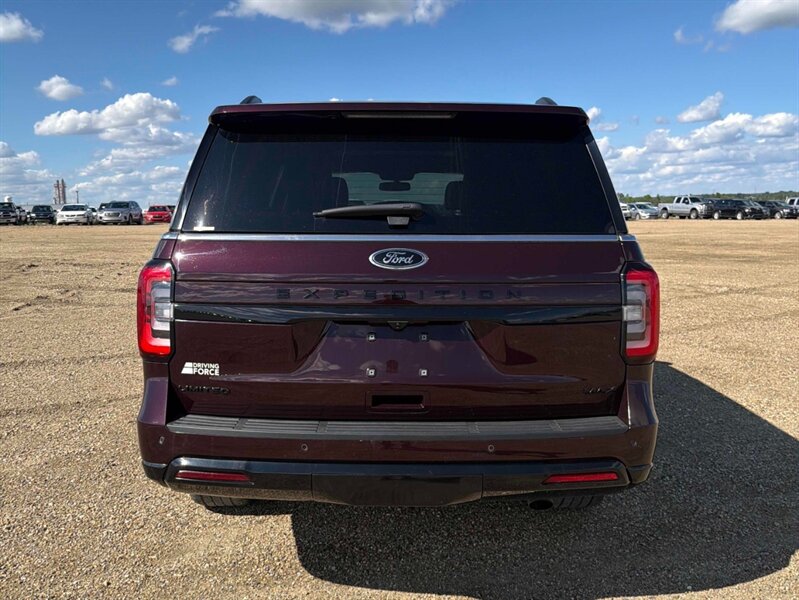 2023 Ford Expedition MAX Limited 4x4 - Photo 8 - St Albert, AB T8N 3Z7