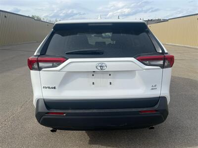 2024 Toyota RAV4 LE  AWD - Photo 7 - St Albert, AB T8N 3Z7