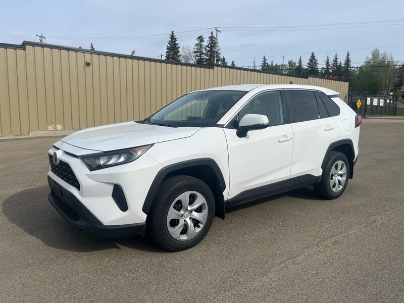 2024 Toyota RAV4 LE AWD - Photo 1 - St Albert, AB T8N 3Z7