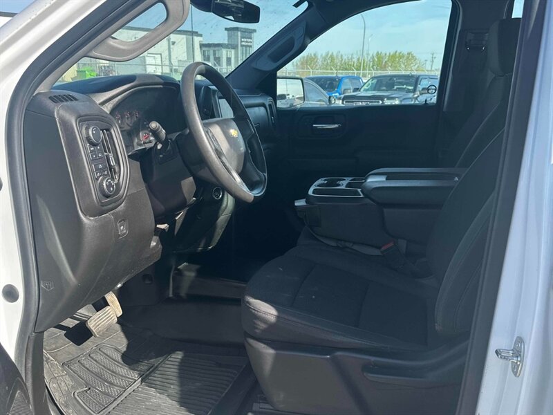 2023 Chevrolet Silverado 1500 Work Truck 4x4 - Photo 9 - Acheson, AB T7X 5A3
