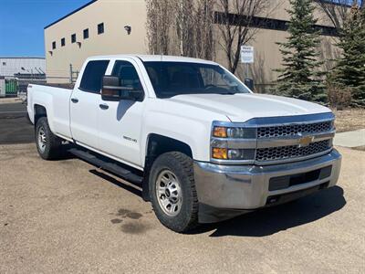 2019 Chevrolet Silverado 3500 Long Box Vortec 6.0L V8   - Photo 2 - Edmonton, AB T5L 2J7