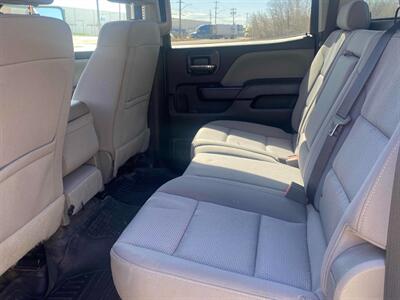 2019 Chevrolet Silverado 3500 Long Box Vortec 6.0L V8   - Photo 10 - Edmonton, AB T5L 2J7