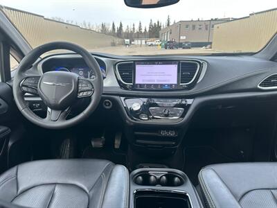 2024 Chrysler Pacifica Touring L Sunroof S package - Photo 9 - St Albert, AB T8N 3Z7