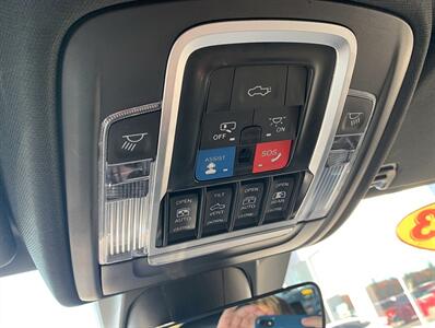 2023 RAM 1500 Laramie   - Photo 10 - St Albert, AB T8N 3Z7