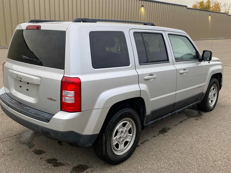 2012 Jeep Patriot Sport - Photo 8 - St Albert, AB T8N 3Z7