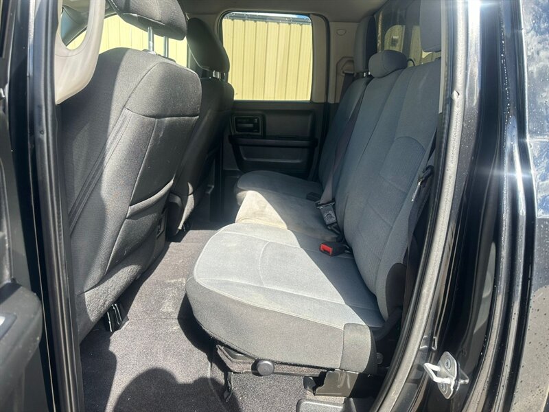 2021 RAM 1500 Classic Express - Photo 11 - St Albert, AB T8N 3Z7