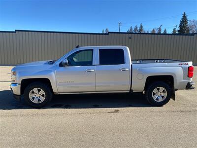 2018 Chevrolet Silverado 1500 LT   - Photo 2 - St Albert, AB T8N 3Z7