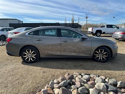 2017 Chevrolet Malibu LT   - Photo 8 - Edmonton, AB T5L 2J7