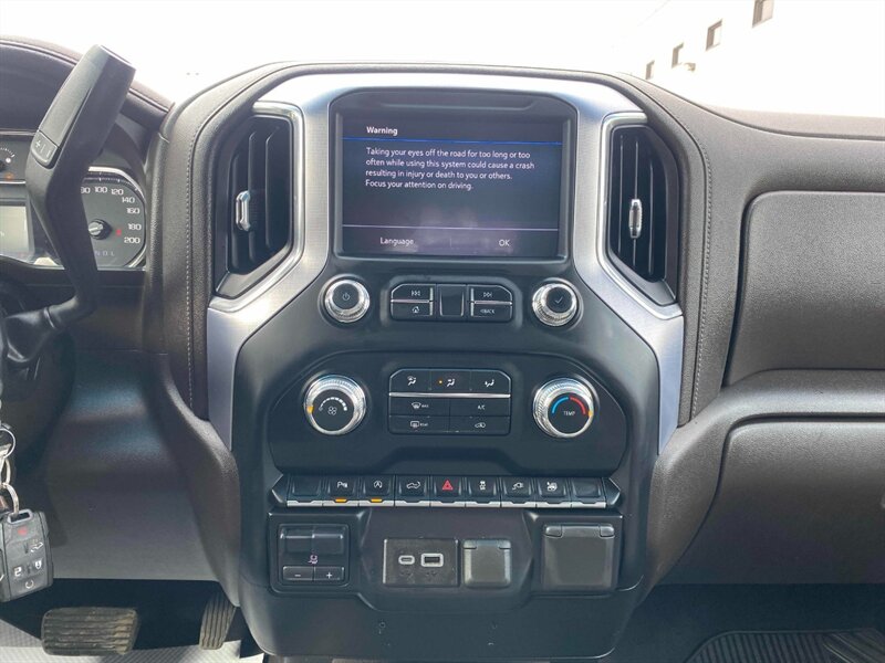2019 GMC Sierra 1500 SLE 5.3L V8 4X4 - Photo 12 - Edmonton, AB T5L 2J7