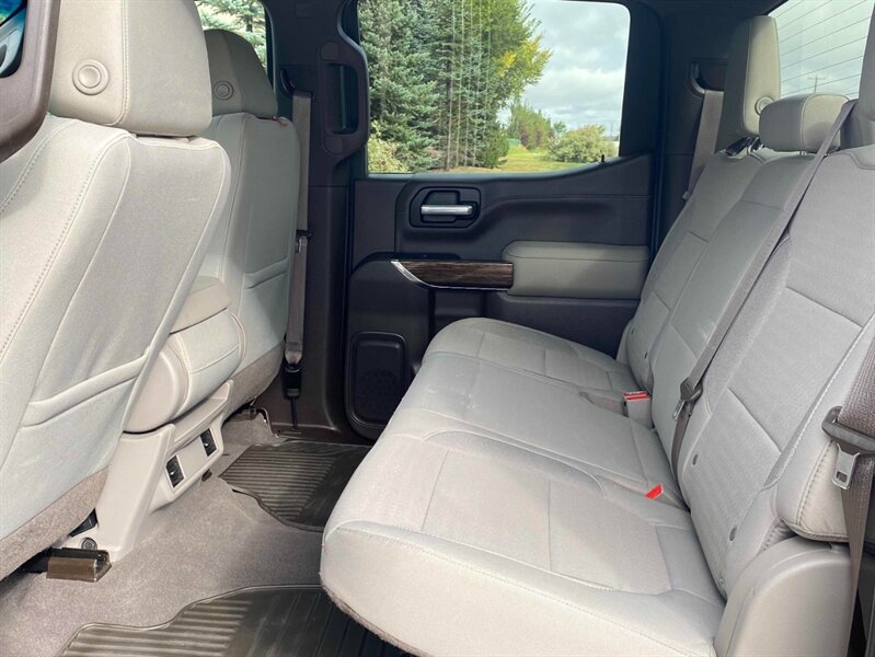 2019 GMC Sierra 1500 SLE 5.3L V8 4X4 - Photo 11 - Edmonton, AB T5L 2J7