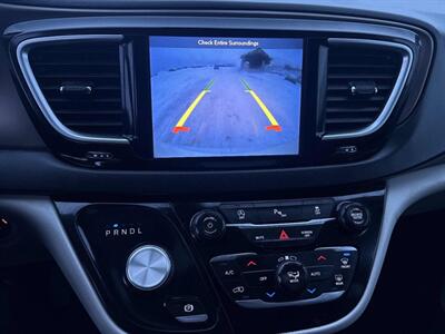 2018 Chrysler Pacifica Touring L Plus 3.6L 6cyl   - Photo 6 - Edmonton, AB T5L 2J7