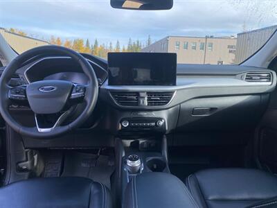 2024 Ford Escape Platinum Moonroof  AWD - Photo 9 - St Albert, AB T8N 3Z7