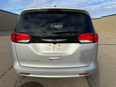 2024 Chrysler Grand Caravan SXT - Photo 7 - St Albert, AB T8N 3Z7
