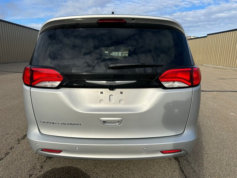 2024 Chrysler Grand Caravan SXT - Photo 7 - St Albert, AB T8N 3Z7