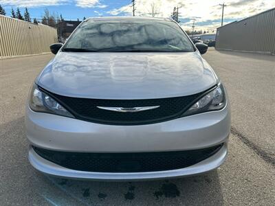 2024 Chrysler Grand Caravan SXT - Photo 4 - St Albert, AB T8N 3Z7
