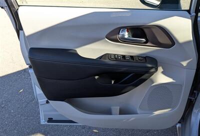 2024 Chrysler Grand Caravan SXT   - Photo 12 - St Albert, AB T8N 3Z7