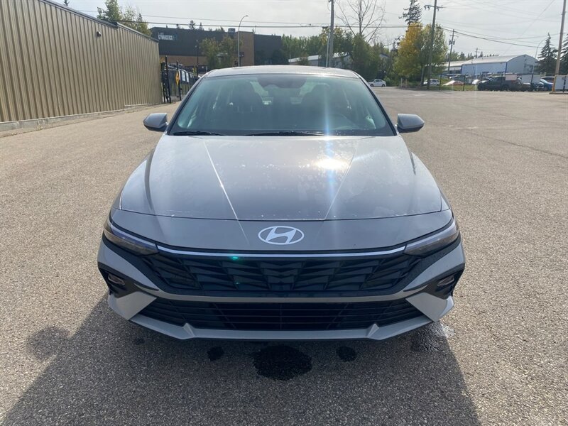 2025 Hyundai ELANTRA Preferred Tech Package - Photo 4 - St Albert, AB T8N 3Z7