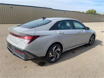 2025 Hyundai ELANTRA Preferred Tech Package - Photo 8 - St Albert, AB T8N 3Z7