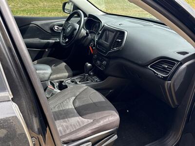 2019 Jeep Cherokee Latitude  4x4 - Photo 9 - Acheson, AB T7X 5A3