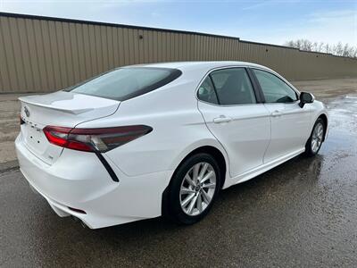 2024 Toyota Camry SE Leather   - Photo 8 - St Albert, AB T8N 3Z7