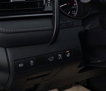 2024 Toyota Camry SE Leather   - Photo 18 - St Albert, AB T8N 3Z7