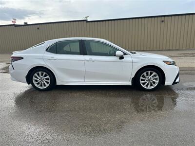 2024 Toyota Camry SE Leather   - Photo 5 - St Albert, AB T8N 3Z7