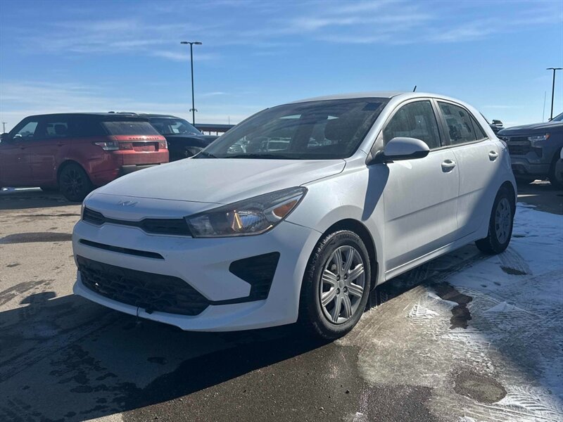 2023 Kia Rio 5-Door LX+   - Photo 1 - Acheson, AB T7X 5A3