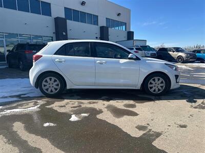 2023 Kia Rio 5-Door LX+   - Photo 7 - Acheson, AB T7X 5A3
