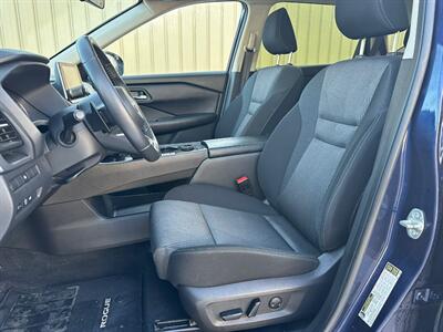 2024 Nissan Rogue SV Moonroof AWD - Photo 11 - St Albert, AB T8N 3Z7