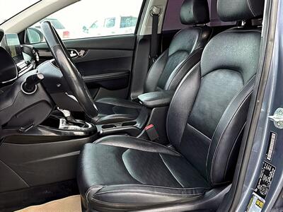 2019 Kia Forte EX   - Photo 10 - Acheson, AB T7X 5A3