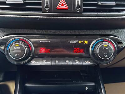 2019 Kia Forte EX   - Photo 14 - Acheson, AB T7X 5A3
