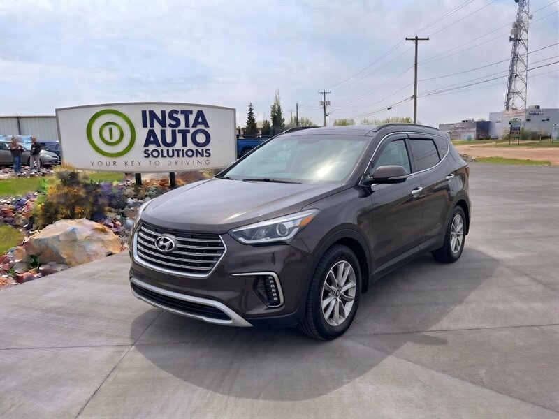 2017 Hyundai Santa Fe Luxury XL  AWD - Photo 1 - Edmonton, AB T5L 2J7