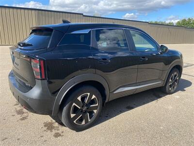 2025 Nissan Kicks SV AWD   - Photo 4 - St Albert, AB T8N 3Z7