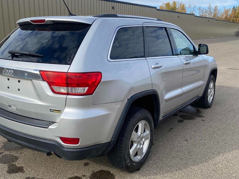 2013 Jeep Grand Cherokee Laredo - Photo 4 - St Albert, AB T8N 3Z7