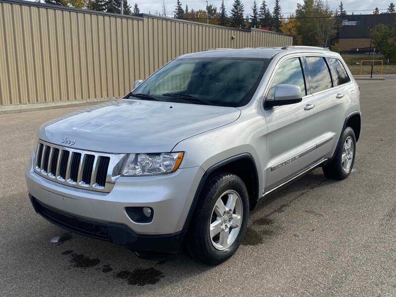 2013 Jeep Grand Cherokee Laredo   - Photo 1 - St Albert, AB T8N 3Z7