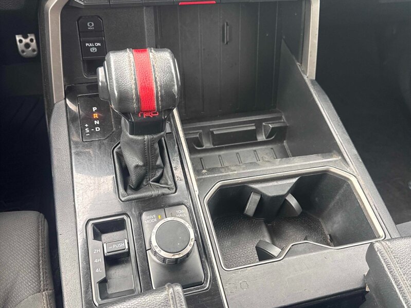 2022 Toyota Tundra SR5 4x4 Crewmax - Photo 13 - Edmonton, AB T5L 2J7