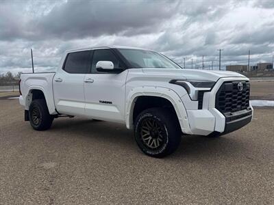 2022 Toyota Tundra SR5 4x4 Crewmax - Photo 2 - Edmonton, AB T5L 2J7