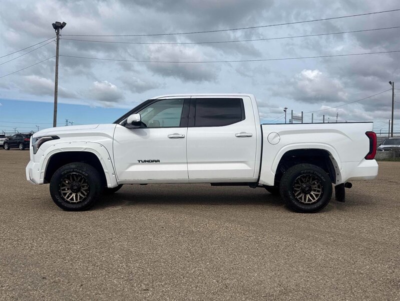 2022 Toyota Tundra SR5 4x4 Crewmax - Photo 5 - Edmonton, AB T5L 2J7