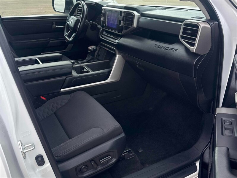 2022 Toyota Tundra SR5 4x4 Crewmax - Photo 11 - Edmonton, AB T5L 2J7
