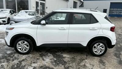 2024 Hyundai VENUE Preferred   - Photo 3 - St Albert, AB T8N 3Z7