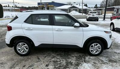 2024 Hyundai VENUE Preferred   - Photo 5 - St Albert, AB T8N 3Z7