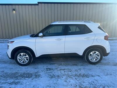 2024 Hyundai VENUE Preferred   - Photo 2 - St Albert, AB T8N 3Z7