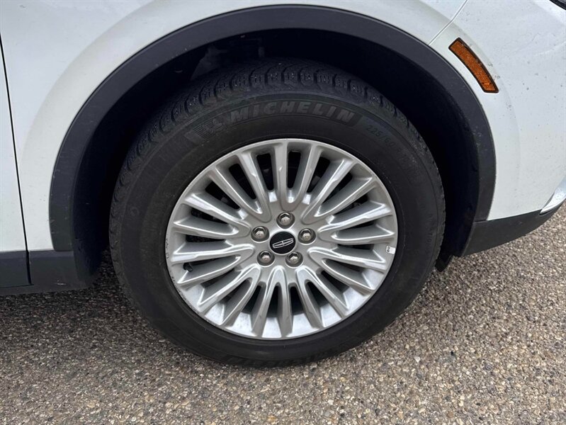 2020 Lincoln Corsair Standard - Photo 16 - Edmonton, AB T5L 2J7