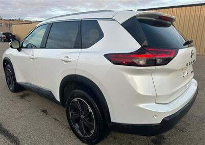 2024 Nissan Rogue SV Premium Moonroof AWD - Photo 6 - St Albert, AB T8N 3Z7