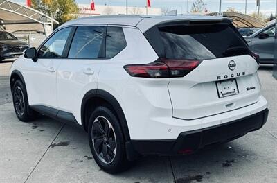2024 Nissan Rogue SV Premium Moonroof  AWD - Photo 7 - St Albert, AB T8N 3Z7