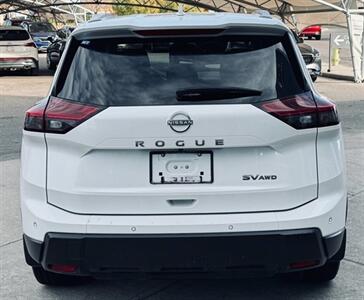 2024 Nissan Rogue SV Premium Moonroof  AWD - Photo 8 - St Albert, AB T8N 3Z7