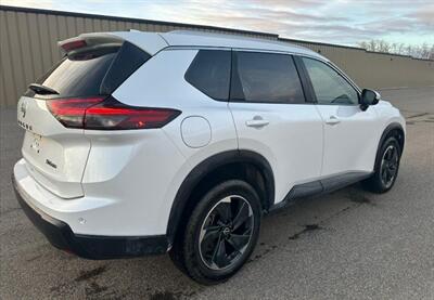 2024 Nissan Rogue SV Premium Moonroof AWD - Photo 8 - St Albert, AB T8N 3Z7