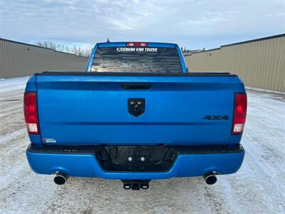 2019 RAM 1500 Classic Express Blackout  Crew Cab 4x4 - Photo 7 - St Albert, AB T8N 3Z7